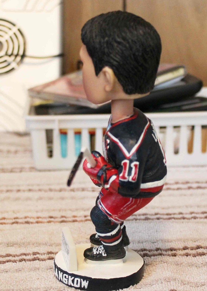 DAYMOND LANGKOW BOBBLE HEAD #11