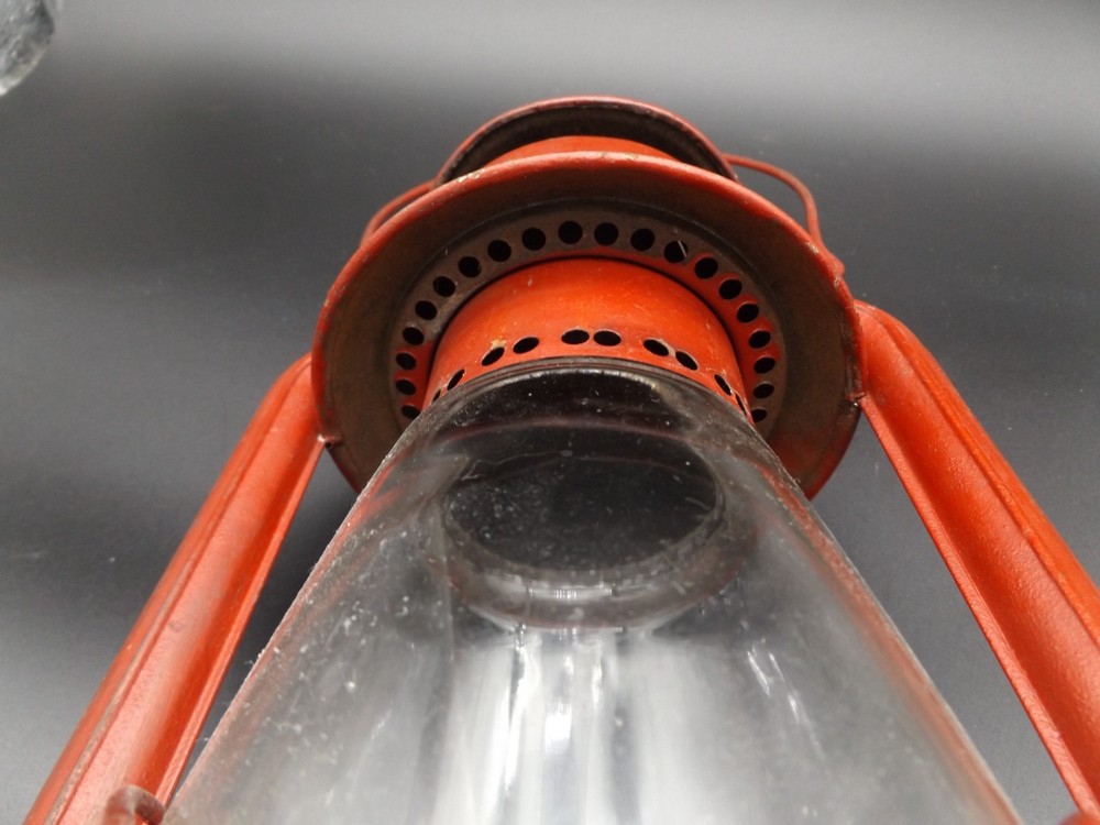 Vintage1912 E.T Wright, Canadian kerosene lantern