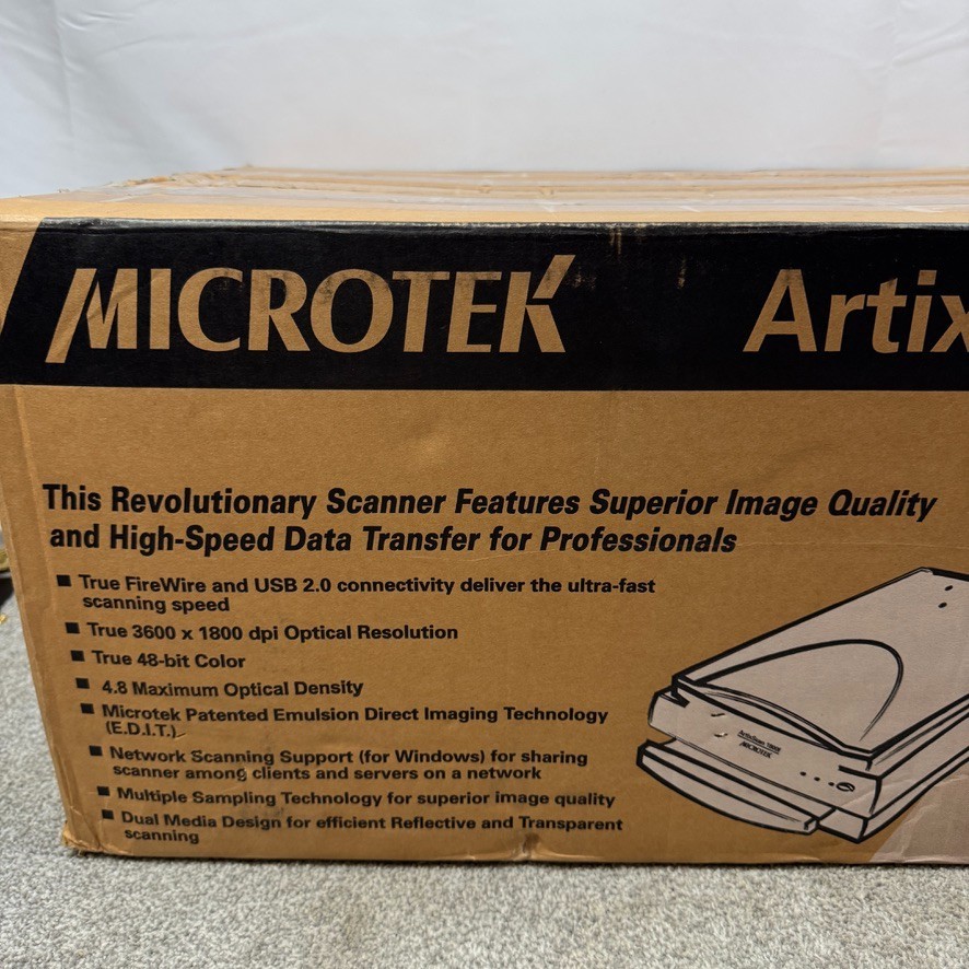 Microtek ArtixScan 1800f Flatbed Scanner With Power Cable USB & FireWire Cables