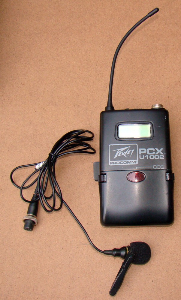 Peavey ProComm PCX U1002 Pro True Diversity Wireless Lavalier Microphone System