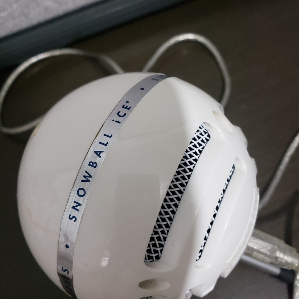 Blue Snowball Ice Condenser USB Microphone White w/ Stand & Cable
