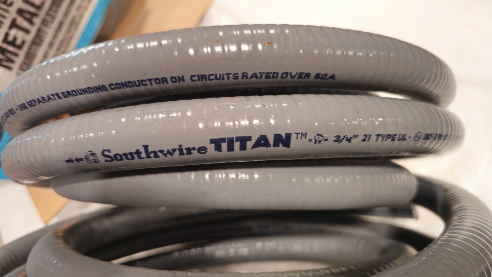 Southwire 55082721 Ultratite Metallic Liquidtight Flexible Conduit 3/4 25 Ft.