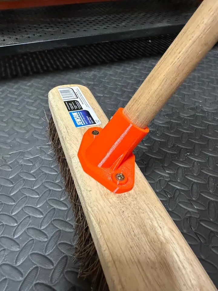 Workshop Broom Attachment Replacement