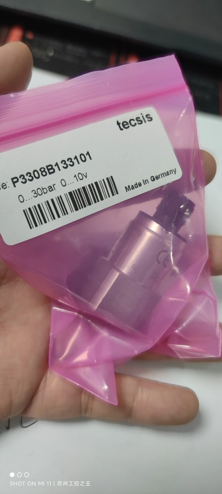 1Pcs New tecsis sensor P3308B133101