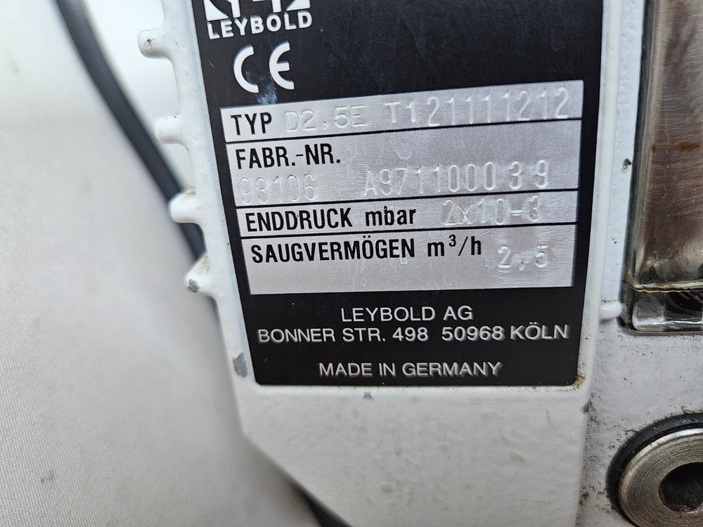 Leybold TRIVAC D2, 5E Vacuum Pump