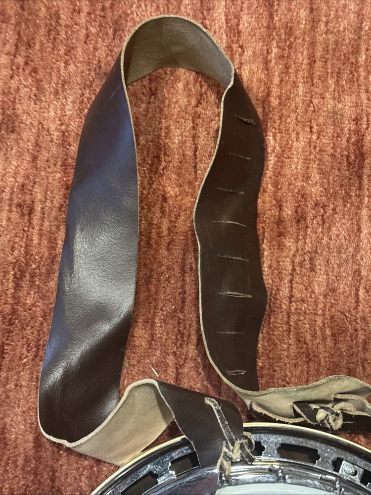 Alvarez Whyte Eagle 5-string Resonator Banjo with Original Hardshell Case