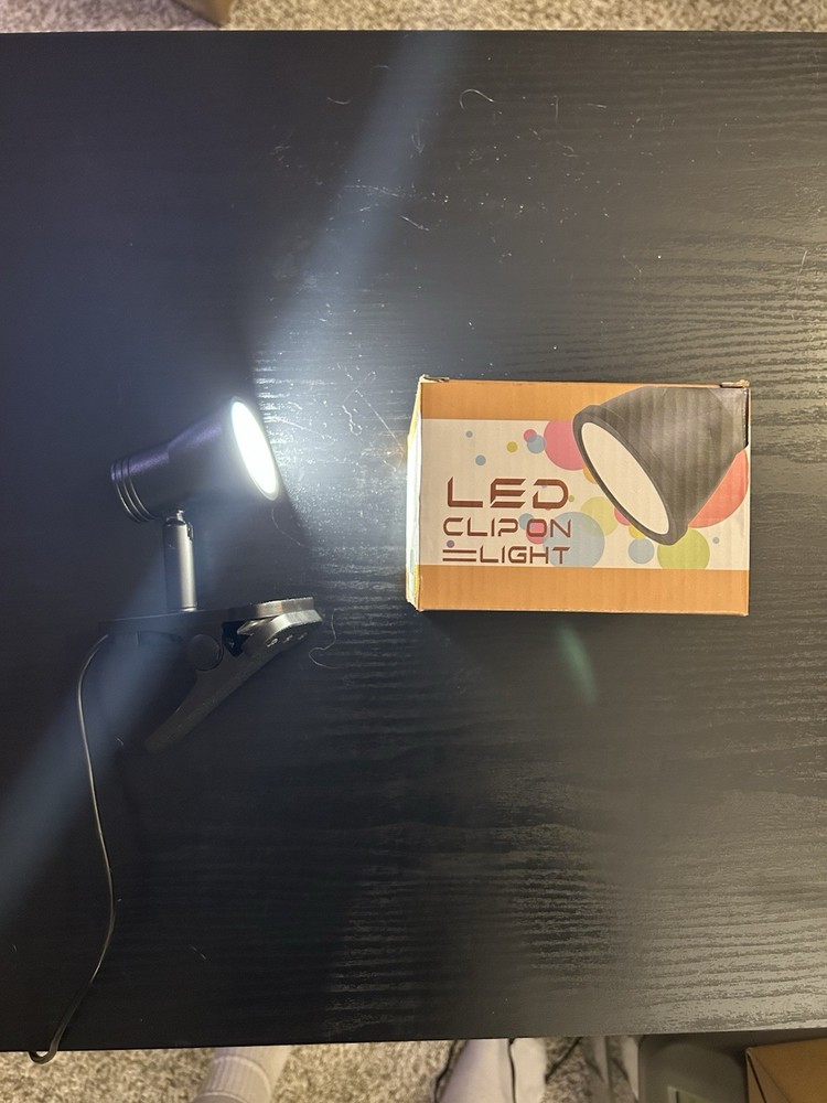 LED Clip On Light USB 3 Modes Adjustable Brightness