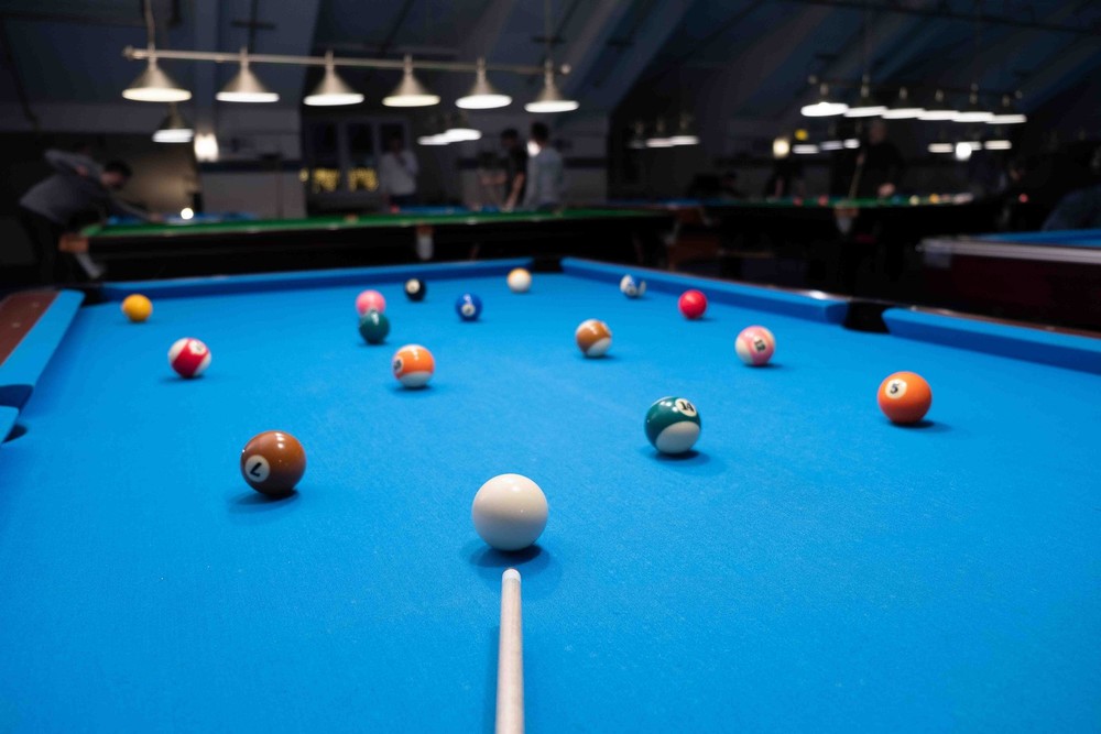 Sightlifter Glasses Elevation for Billiard-Playing Eyeglass Wearers