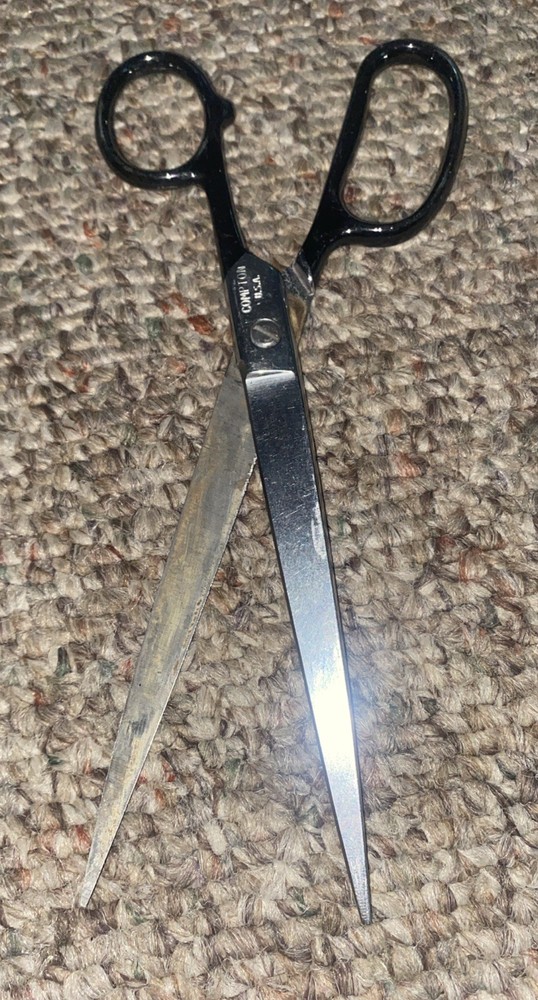 Vintage Compton USA 7" Scissors