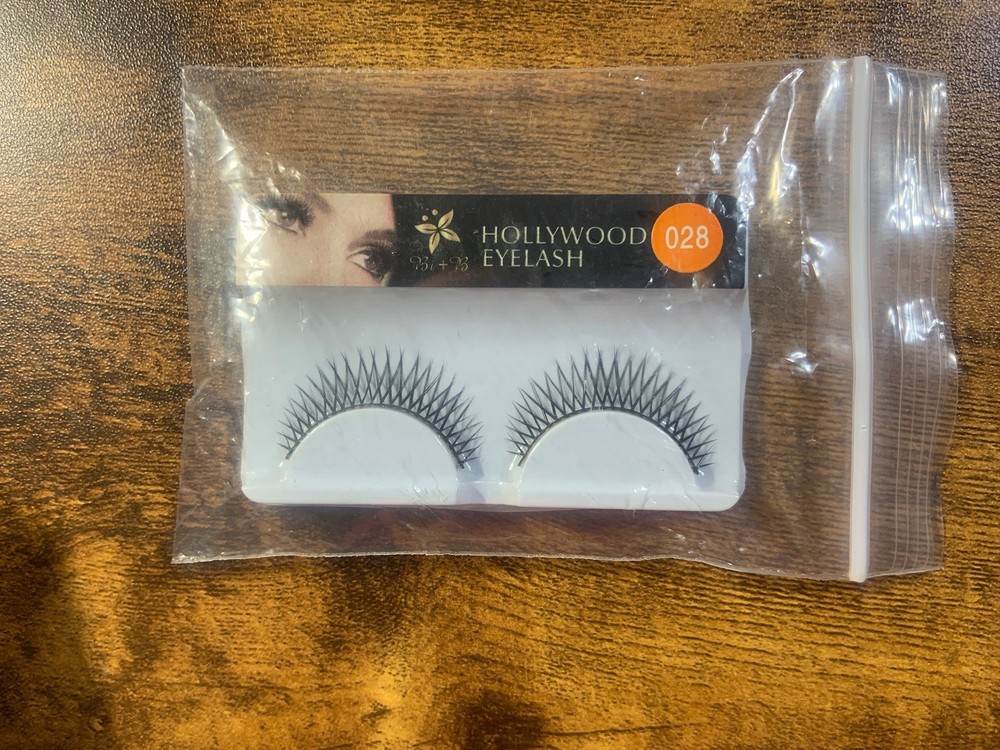 Hollywood Eyelash 028 Black Dramatic Lashes
