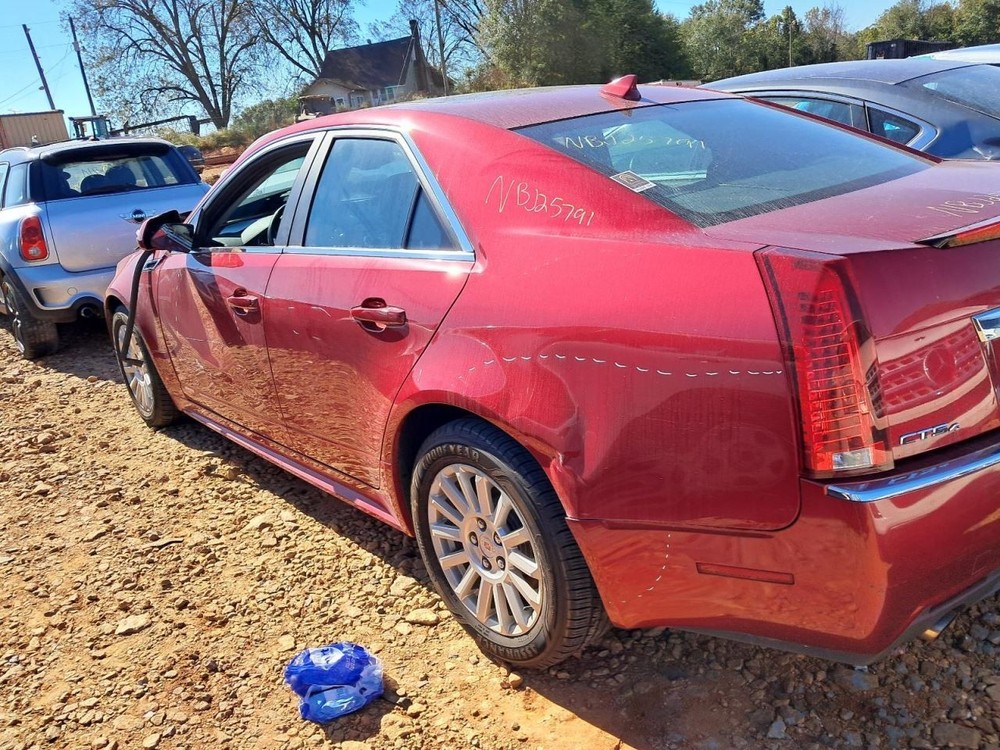 CTS 2012 Glove Box 4828678