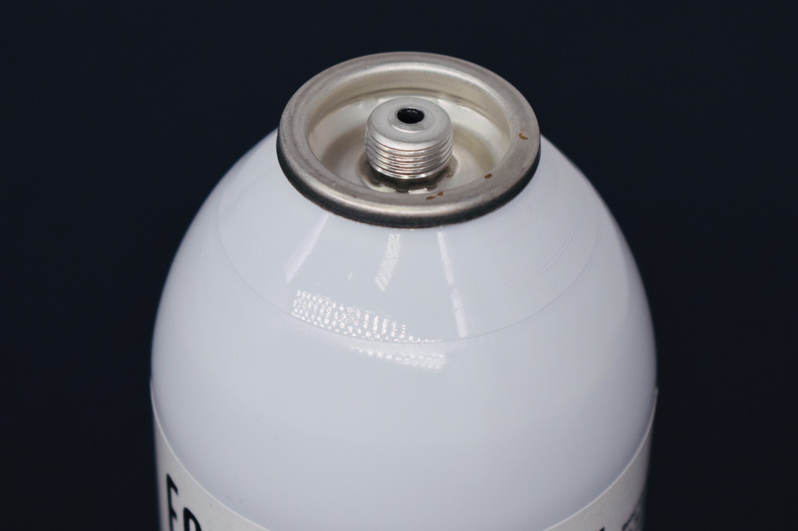 R-600a Refrigerant with 7/16" Self Sealing K28 6 oz Case/12