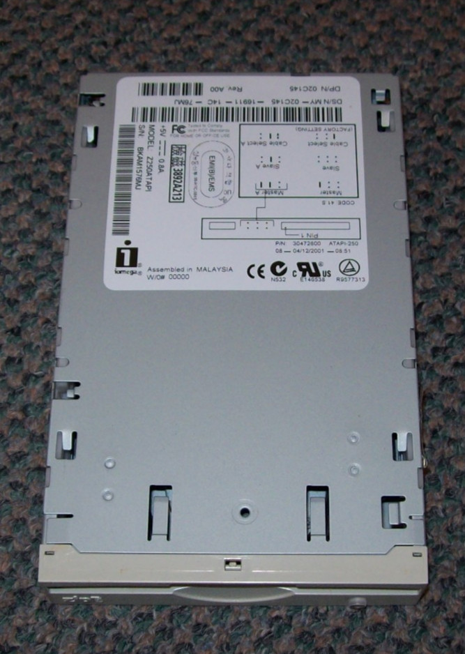 Iomega 250MB IDE/ATAPI Interface 3.5" ZIP Drive Z250ATAPI
