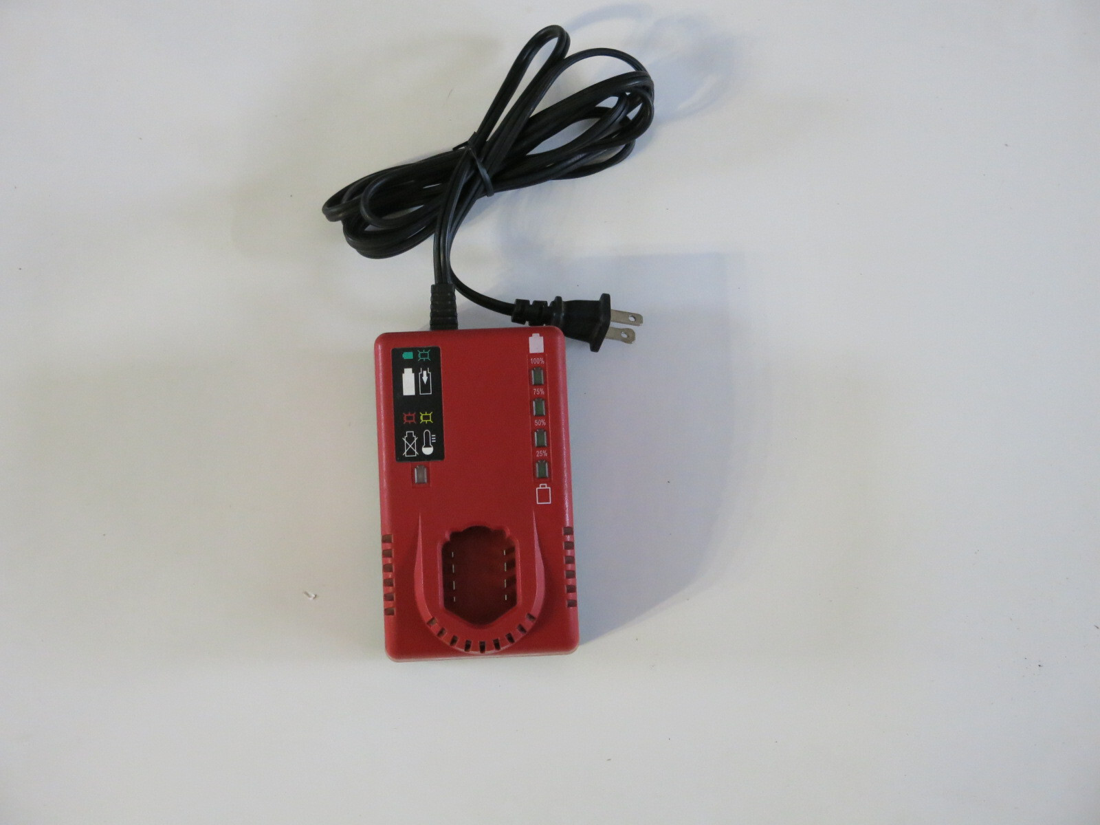 GENUINE OEM Snap-On Tools 14.4 V Lithium Battery Charger CTC772 ctb8172 ctb8174