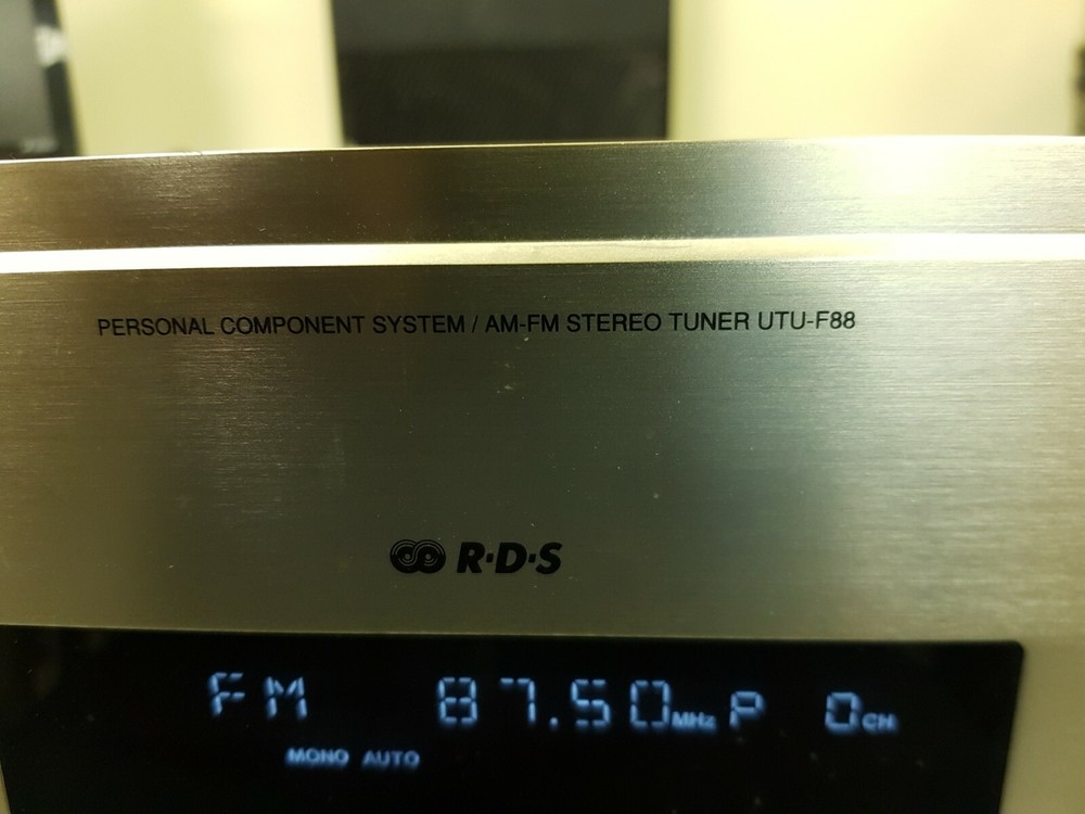 Denon Personal Component System FM / AM RDS Tuner UTU-F88