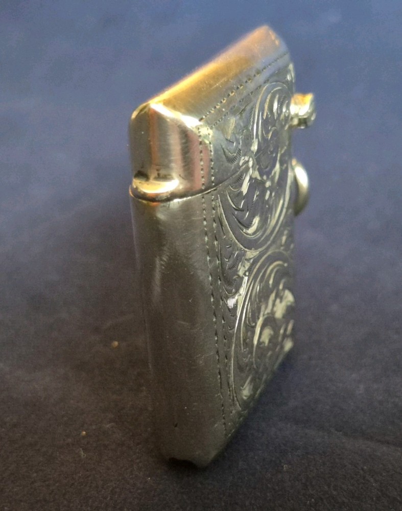 Solid Silver Pocket Vesta Case - Birmingham 1921 - Joseph Gloster Ltd