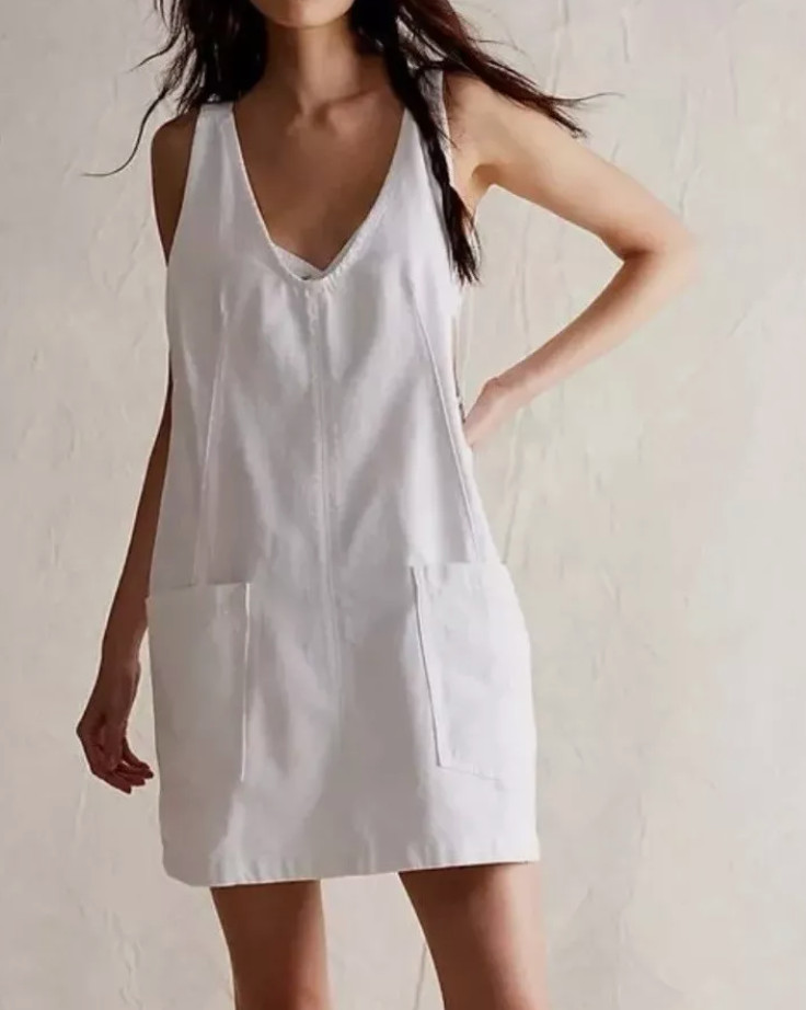 FREE PEOPLE WE THE FREE WHITE HIGH ROLLER DENIM OVERALL SKIRTALL MINI DRESS SZ S