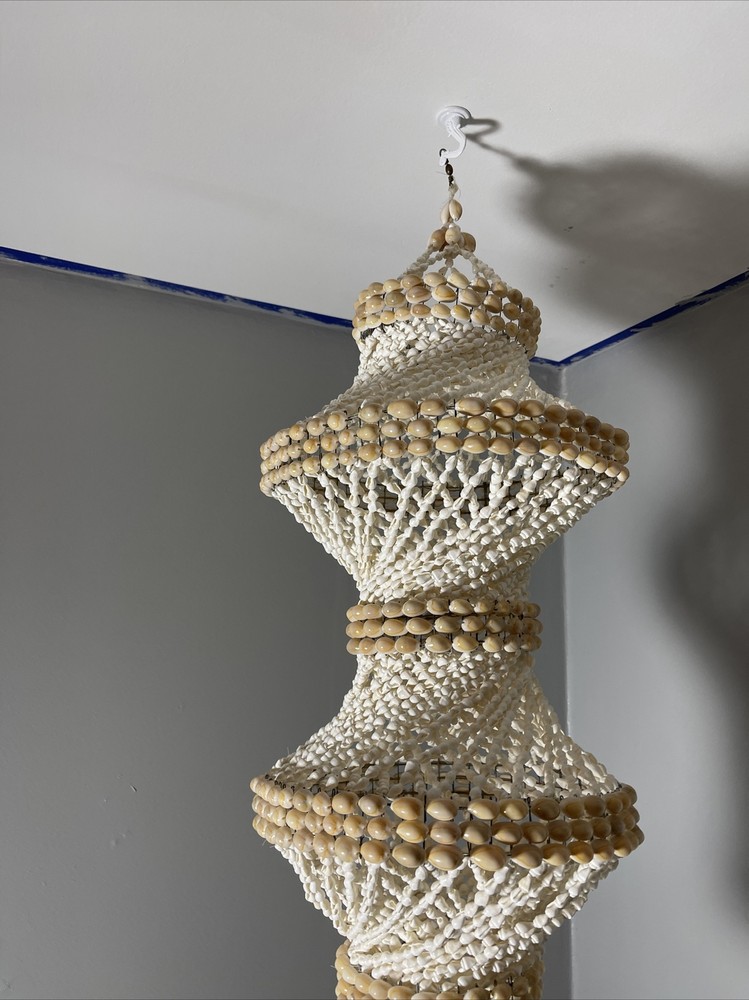 NICE! Vintage 1970s Seashell Macrame Hanger Sea Shell 31” X 11”