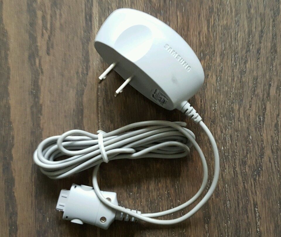 5v Samsung battery charger (2 ridge) - cell phone E635 E630 plug power adapter