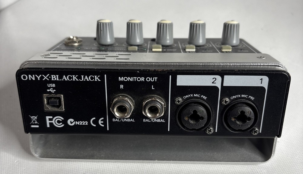 Mackie Onyx Blackjack Premium 2x2 USB Recording Interface With Box