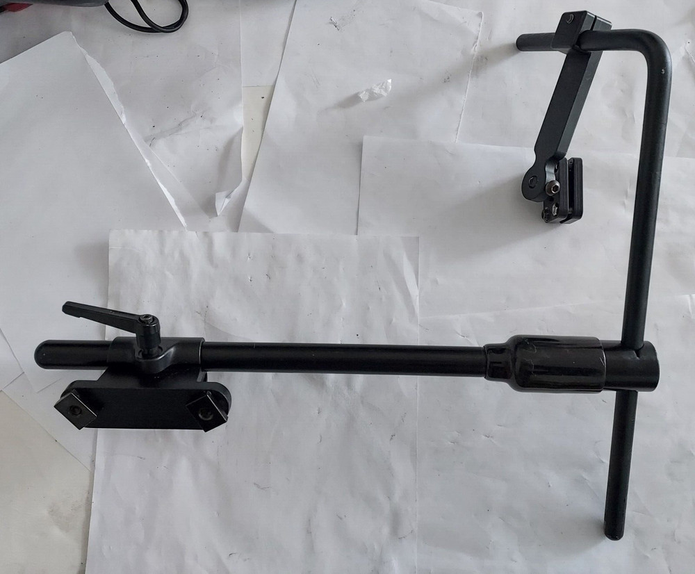 PERMOBIL Tri-Lock™ Midline Mounting System Tri-Lock™ Midline Mounting System