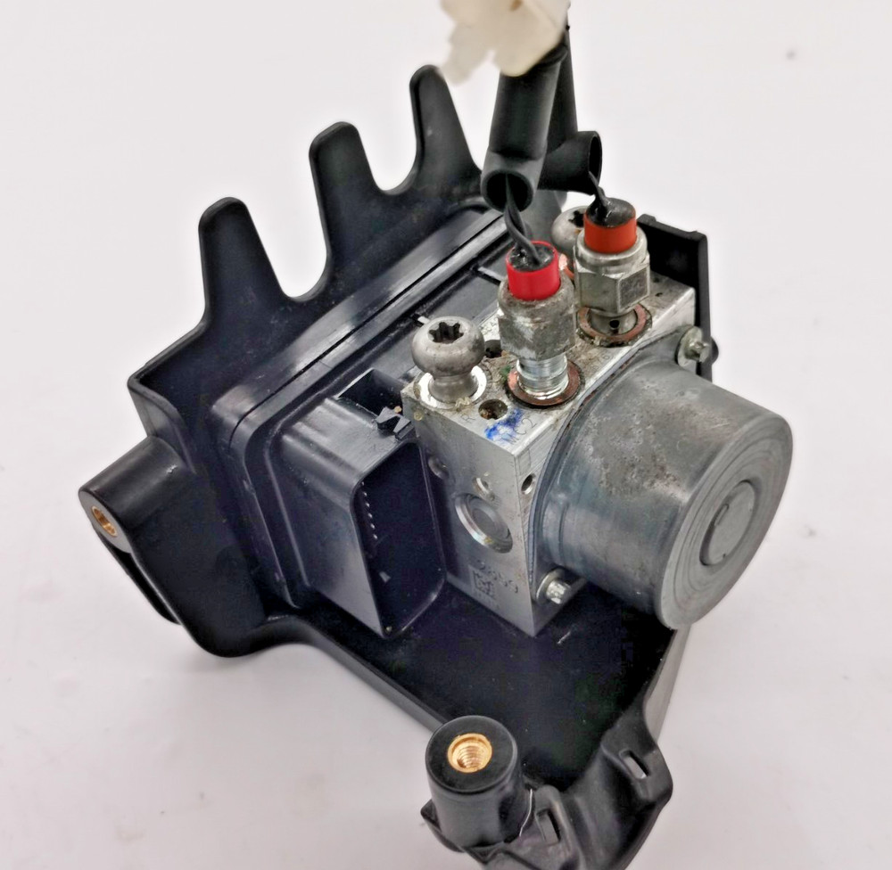 KTM DUKE 890 2020-23 Anti Lock System ABS Block Control Module Calculator Pump