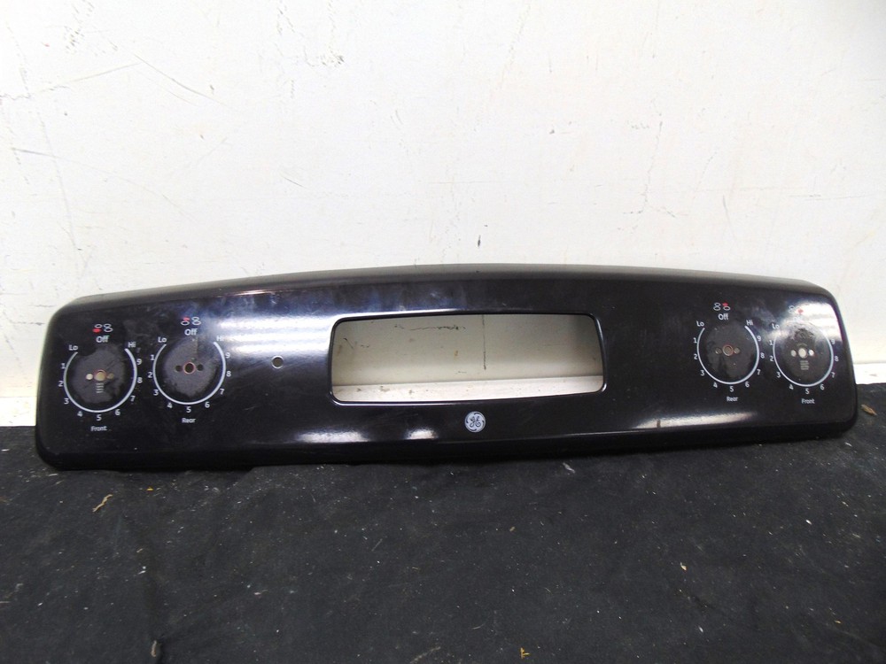 GE Electric Range JBP35DM2BB Control Panel