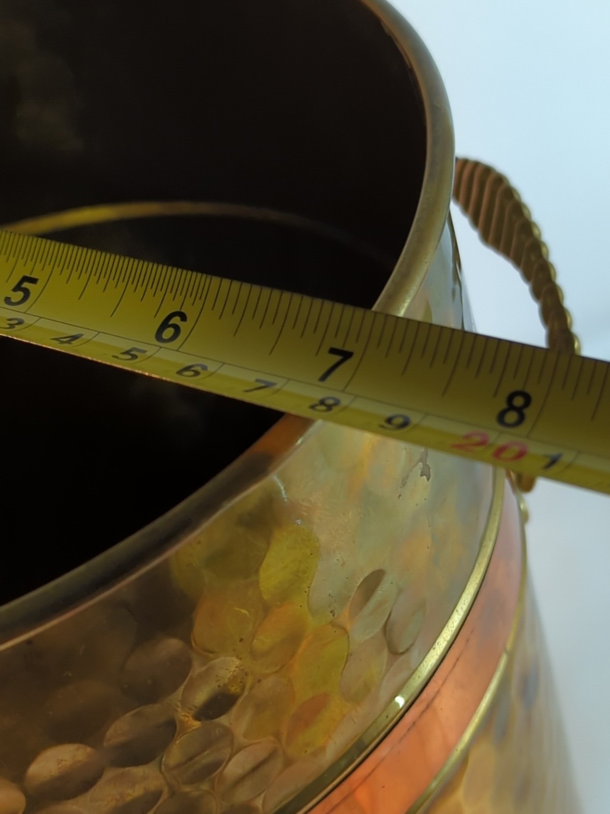 Hammered Brass Copper Umbrella Stand Lion Head Handles Feet Regency Vtg 15x7"