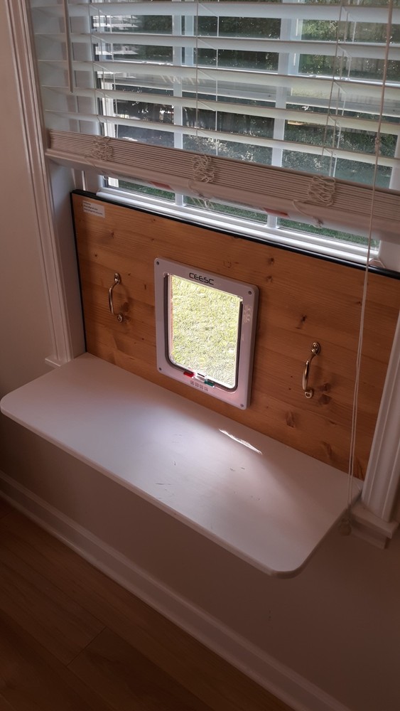 ENERGY SAVER CAT FLAP WINDOW INSERT