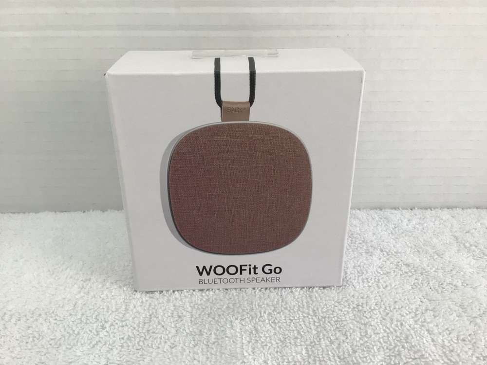 WOOFit Go Bluetooth Portable Speaker Rose