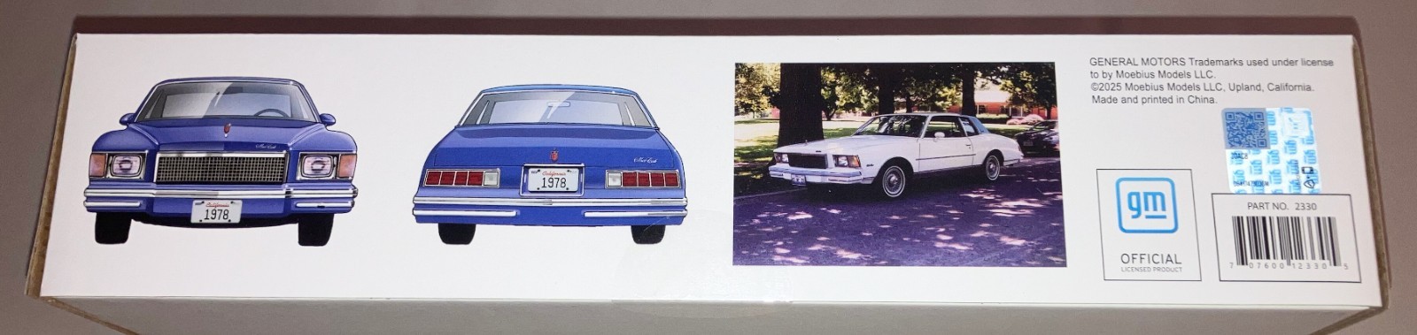 Moebuis 1978 Chevy Monte Carlo Landau Coupe 1:25 scale model car kit 2330