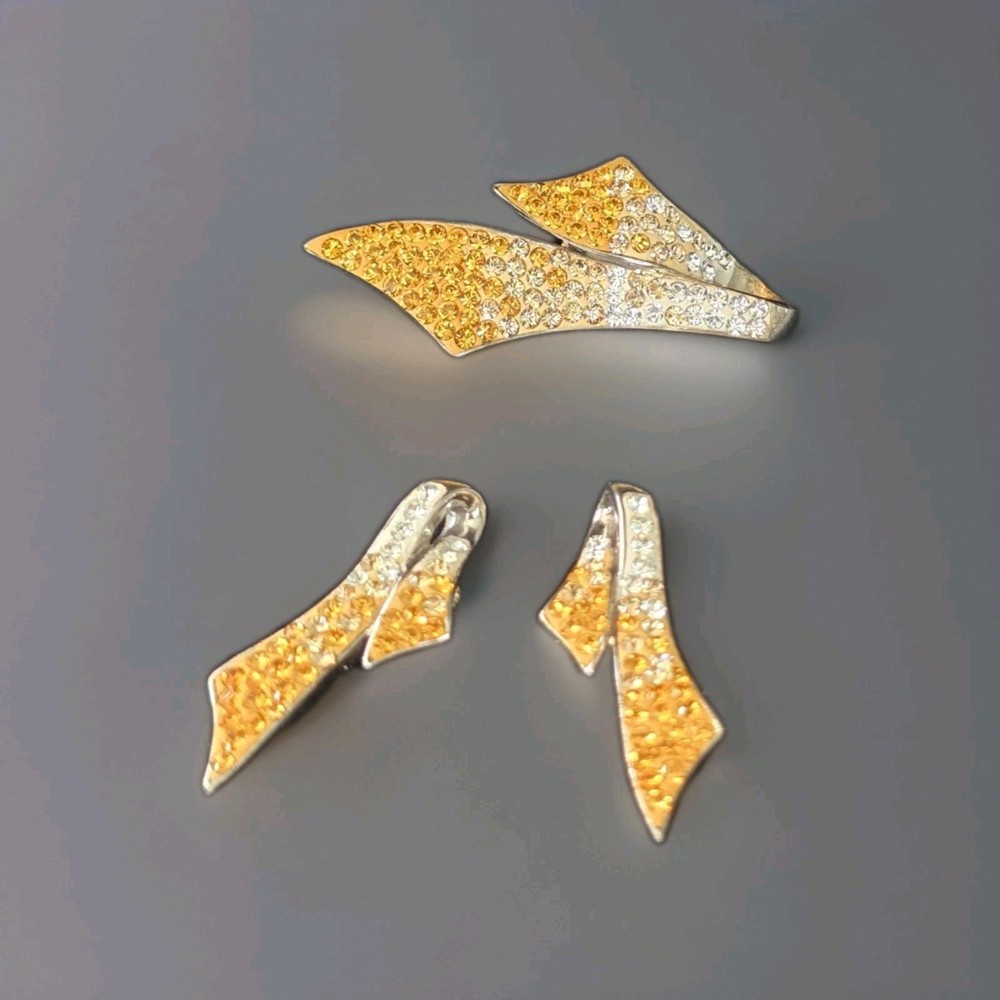 3 Piece Steriling Silver Pendent & Earrings