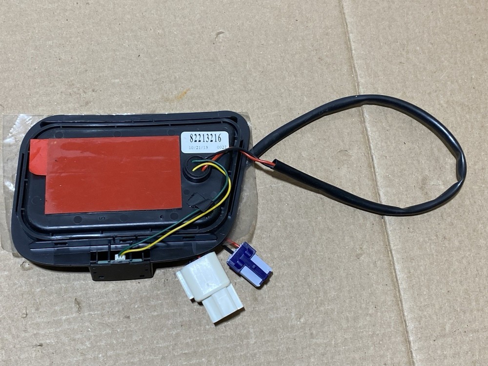 CHRYSLER OEM 82213216AB