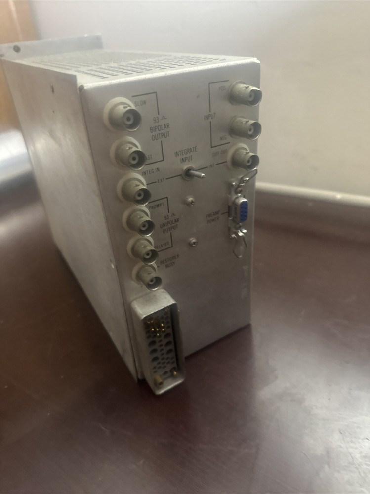 Research Amplifier Model 1412
