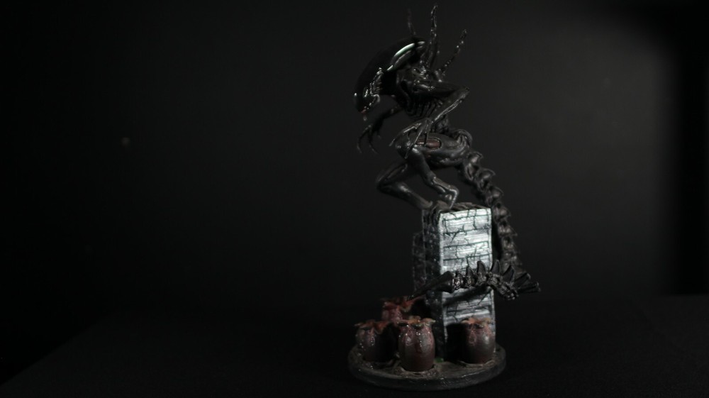 Alien Xenomorph With Eggs 3D Print Diorama Model