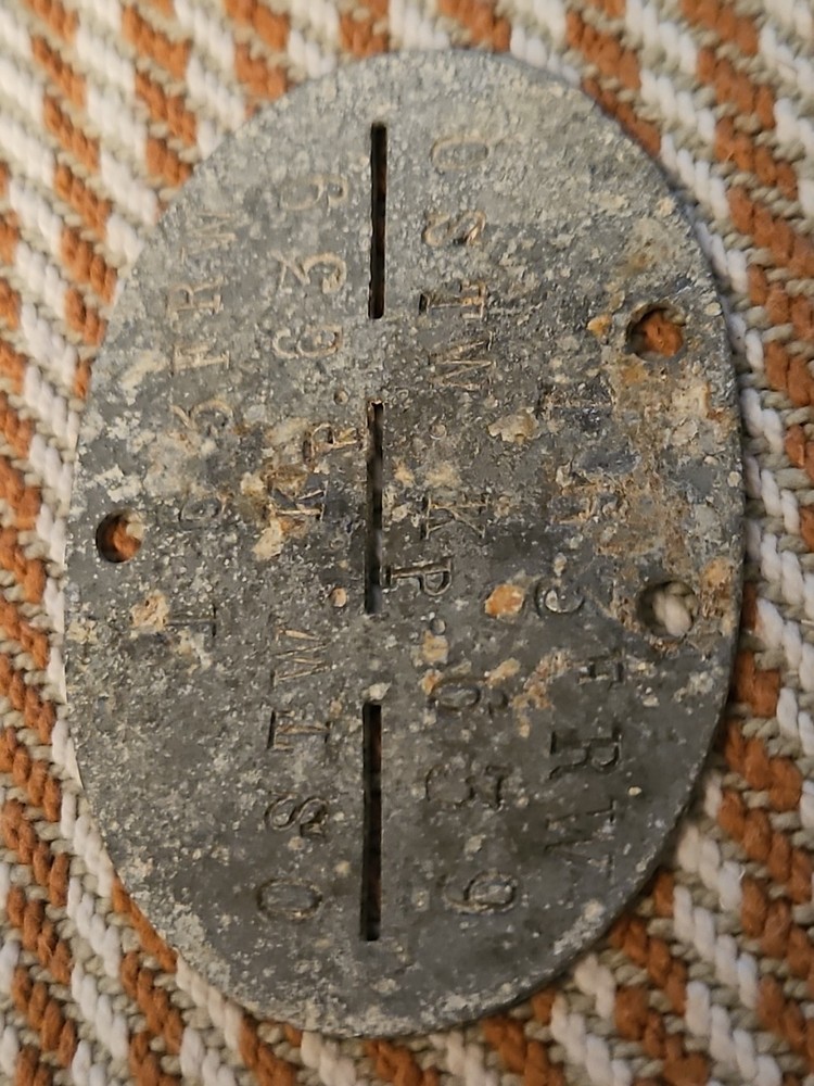 WW2 German / Ukrainian volunteer ID disc/dog tag