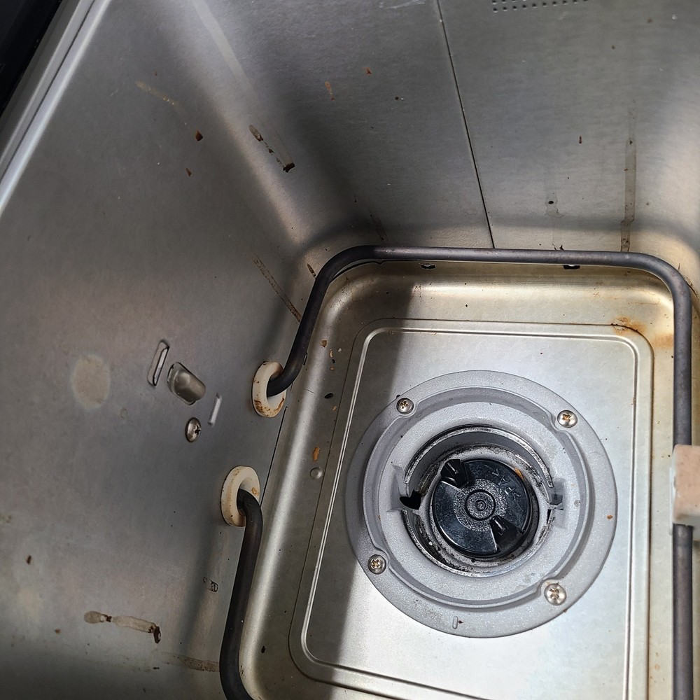 Panasonic SD-YR2500 Automatic Bread Baking Machine W/ Auto Yeast/Fruit Dispenser