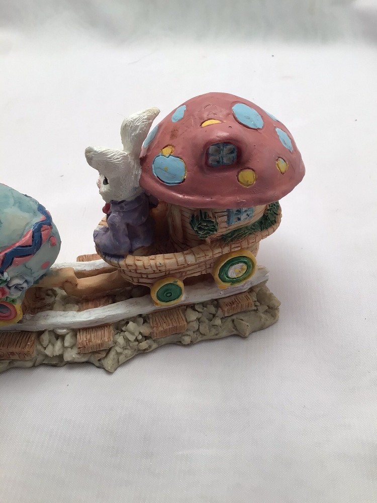Vntg Easter Collection Mini Easter Bunny Train Spring decor 1995 item no. 62105