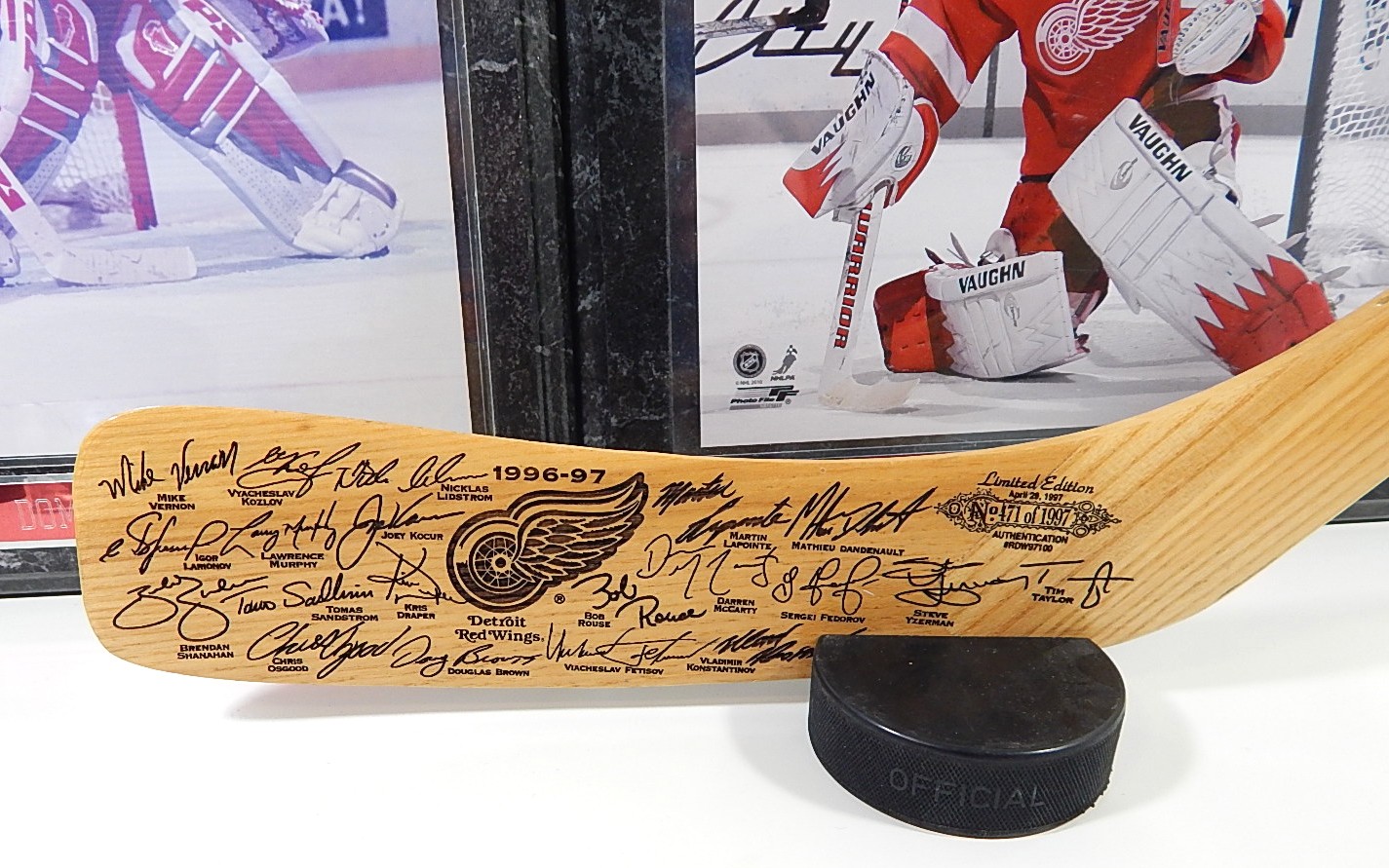 Detroit Collectibles Lot Red Wings Tigers Bobbleheads Balls Puck Stick Stubs ++