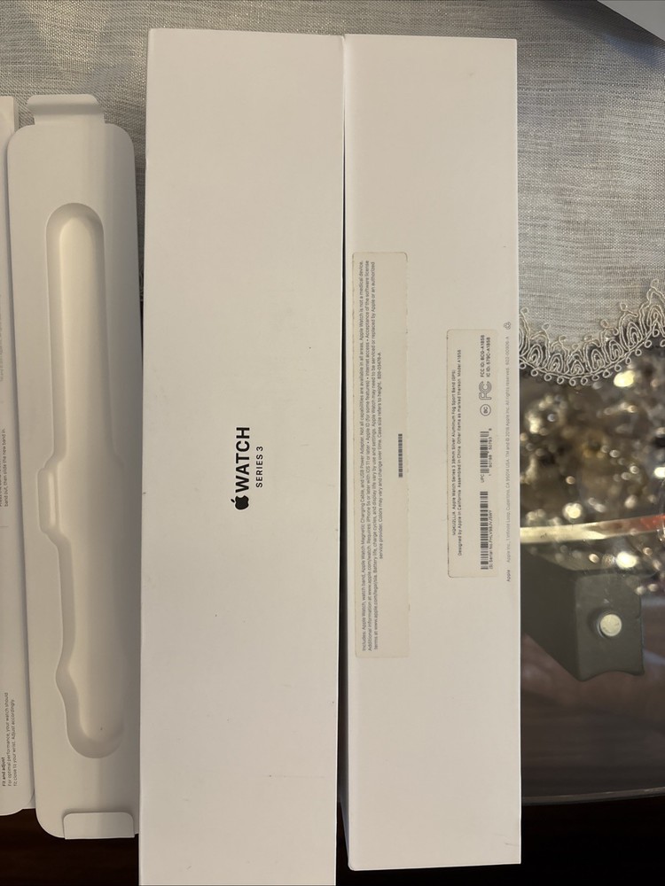 Apple Watch Series 3 BOX ONLY