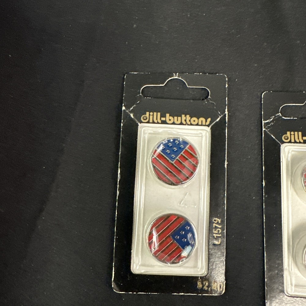 Dill Buttons American Flag 2 Packs