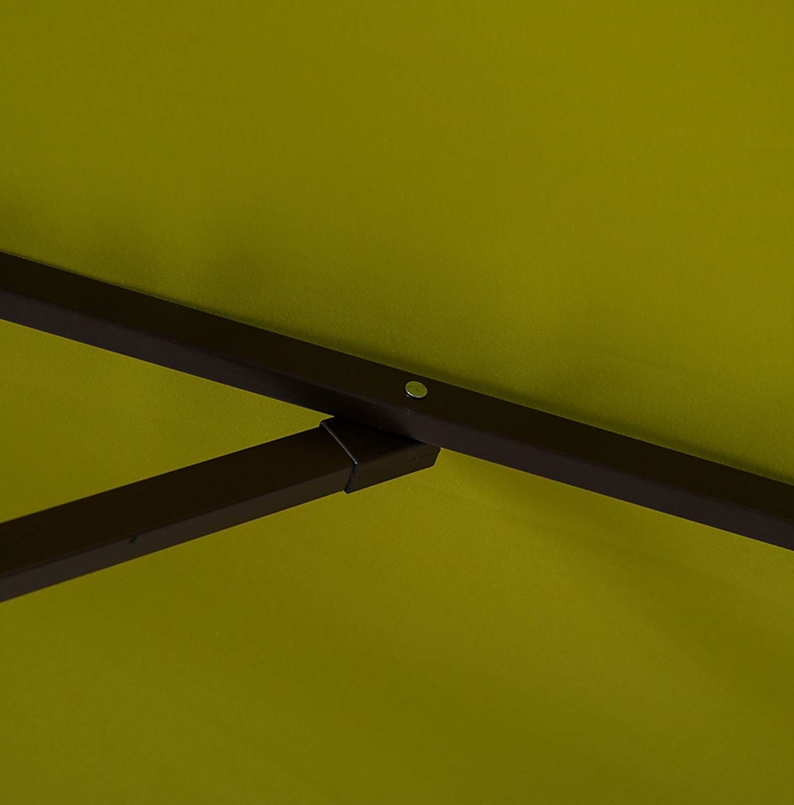 9 FT Outdoor Patio Round Umbrella Aluminum Pole Crank and Tilt Function LIME