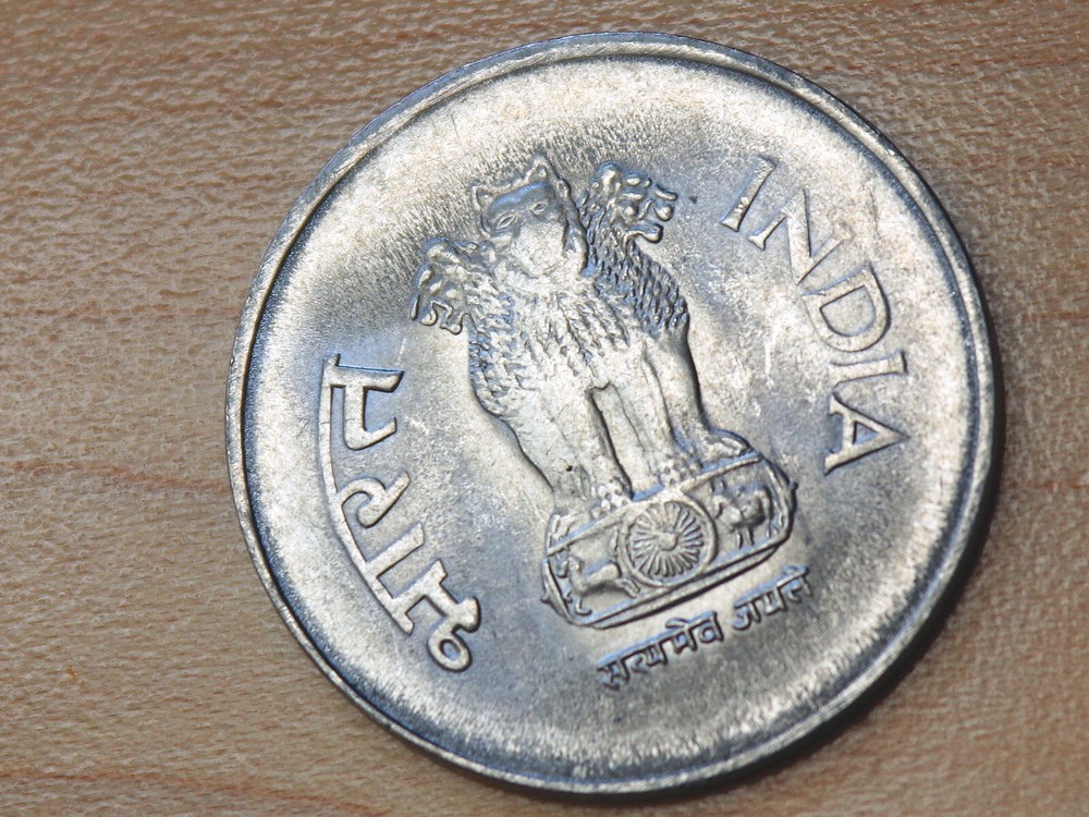 2003 India 1 Rupee Calcutta Mint