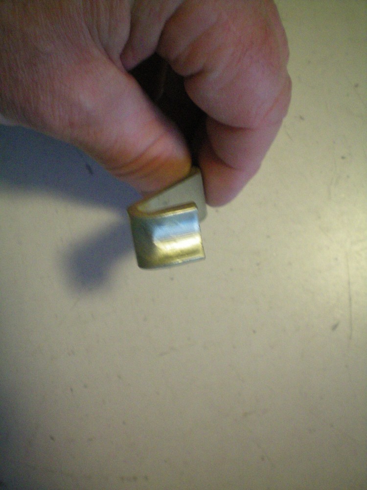 EVINRUDE/JOHNSON/OMC #323175 FRONT HOOK, FREE FREIGHT