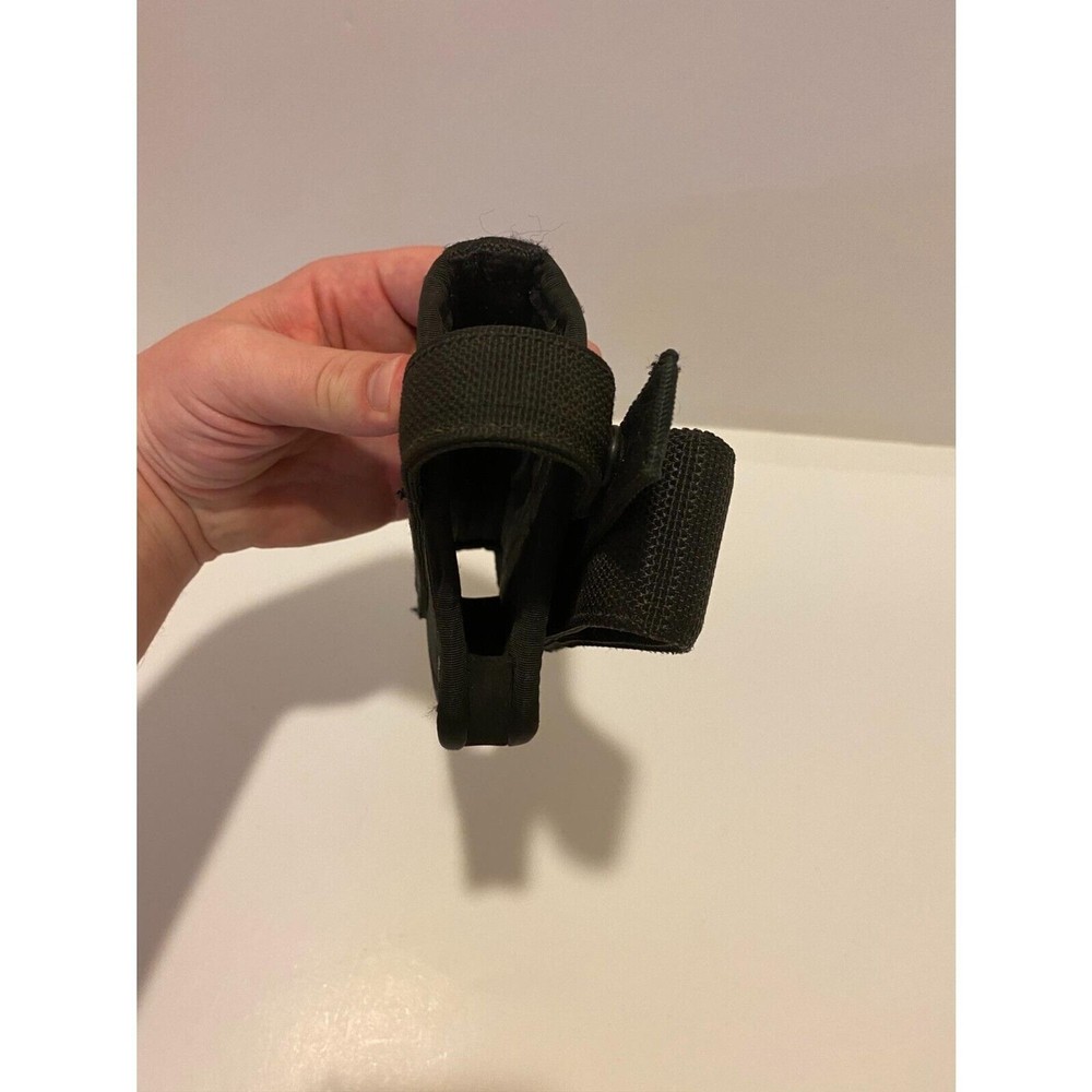 Uncle Mike’s Sidekick Belt Holster Size 20 Black Snap Button Closure