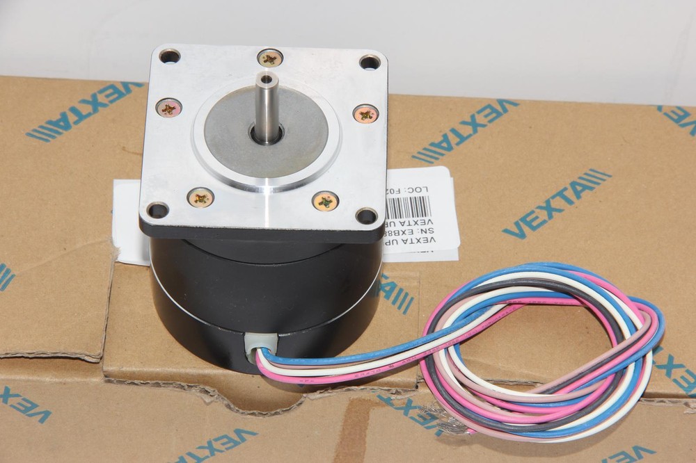VEXTA UPH566-A 5-Phase Stepper Motor "New"