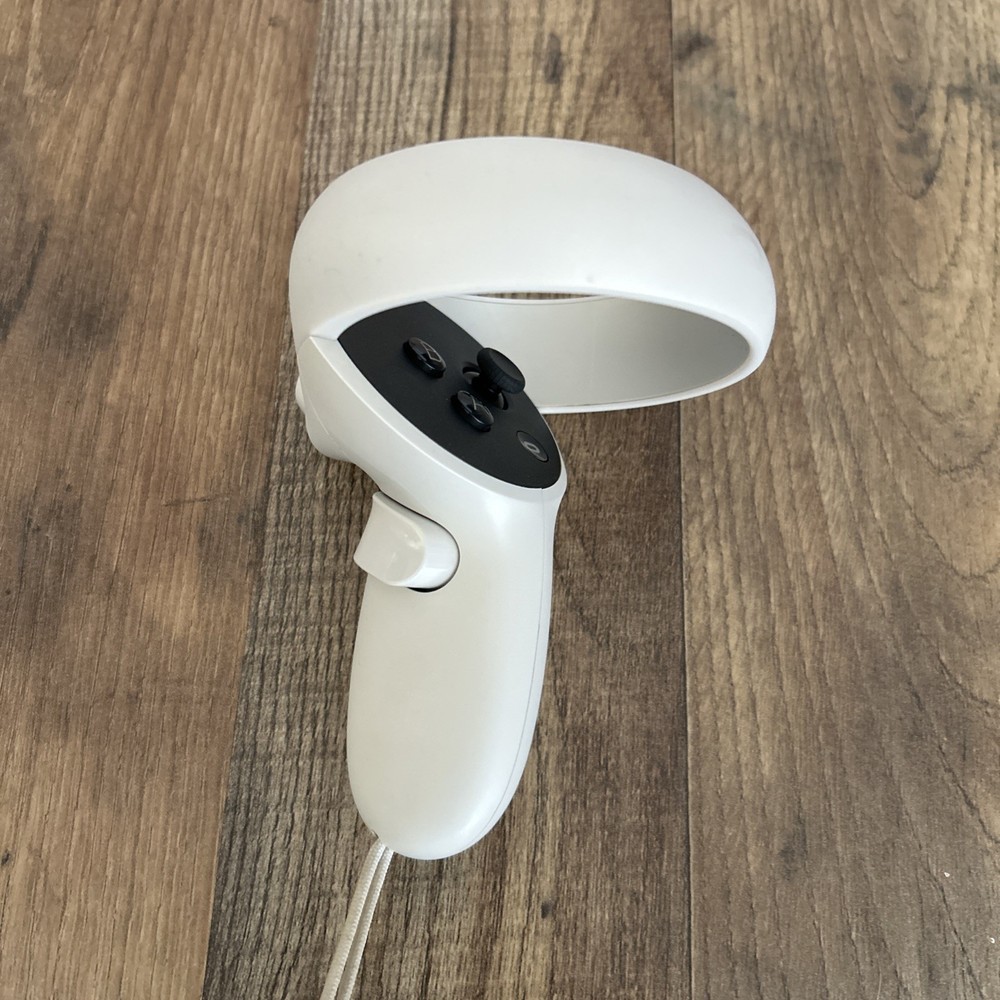 Meta Oculus Quest 2 RIGHT Controller - Great Condition -