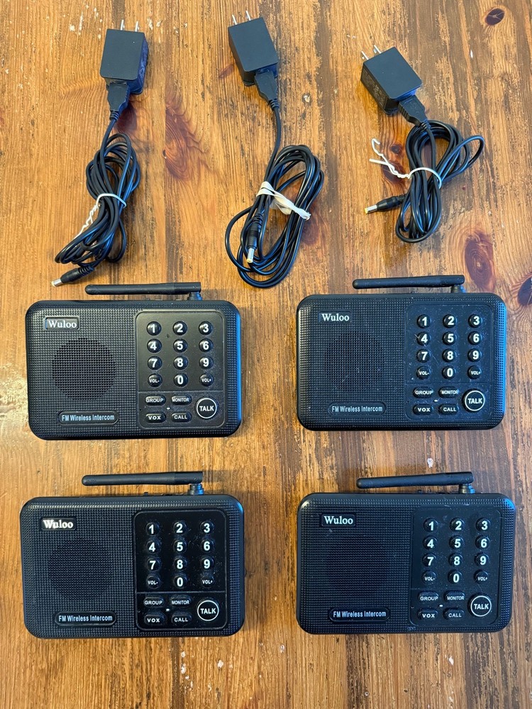 Wuloo Wireless Intercom System 4-Pack 10-Channel 1-Mile FM Range (Read)
