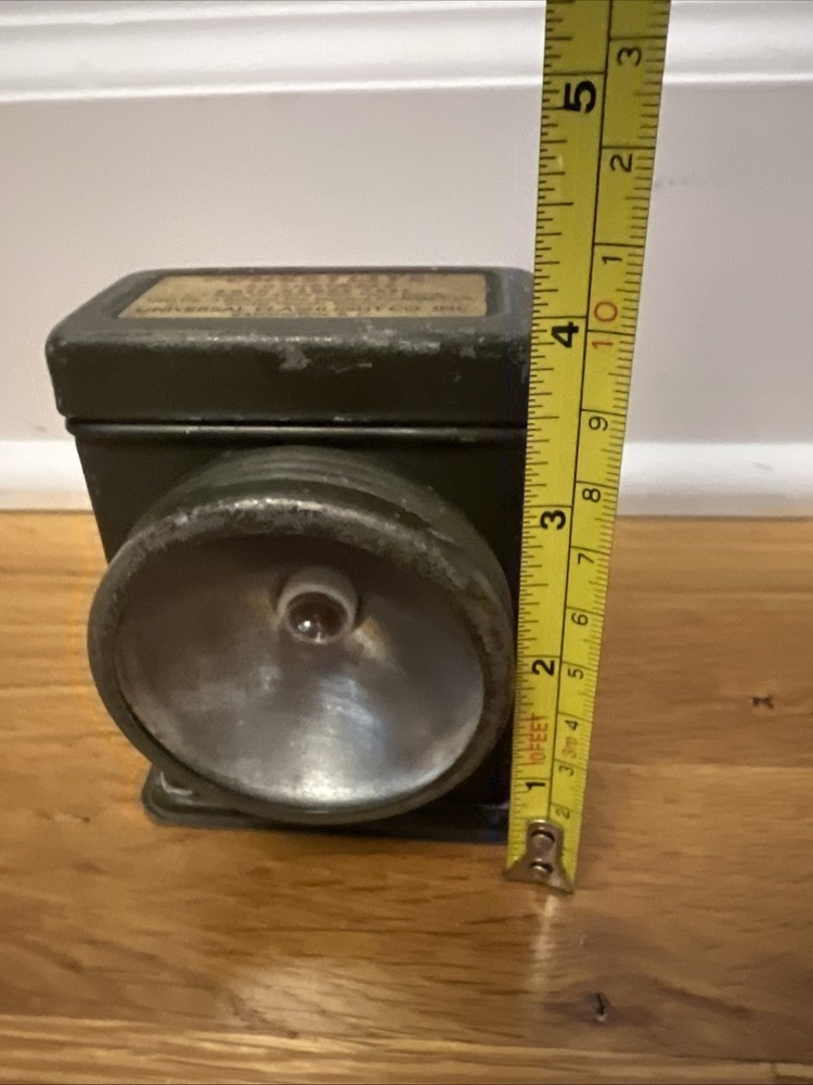 Antique WW2 Chestlite Adjustable Working Flashlite