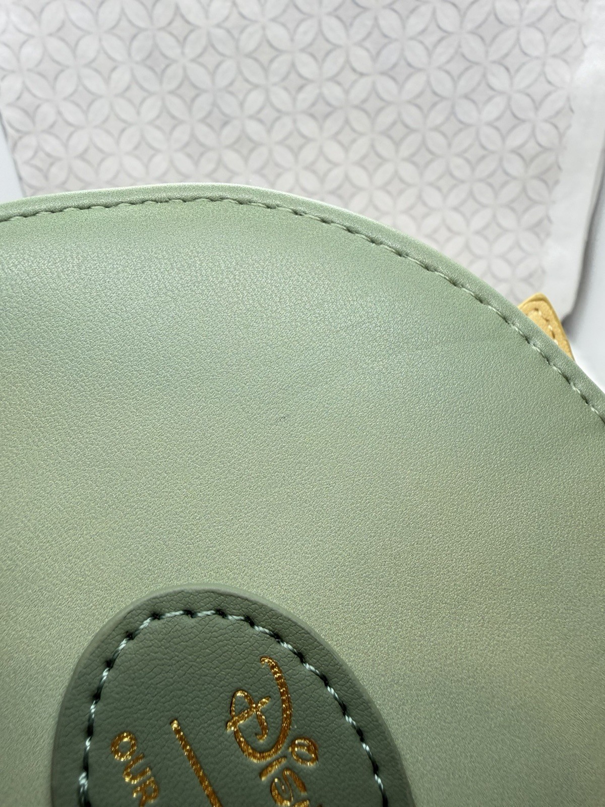 Boxlunch Her Our Universe Disney Mulan Comb Figural Coin Purse Cosplay